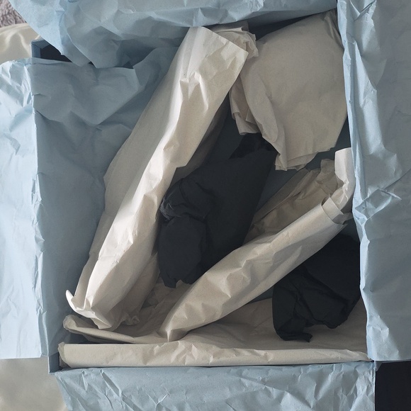 Prada Light Blue Gift Box - Picture 9 of 10